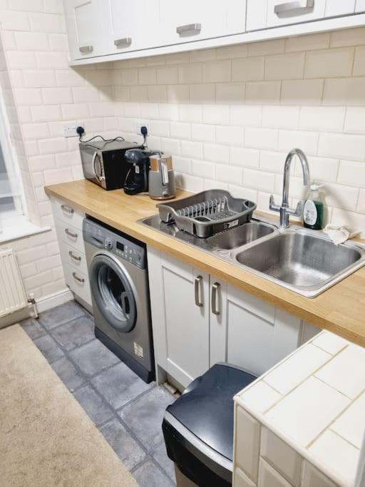 Apartment Comfy 1st Floor Flat, Sleeps 4